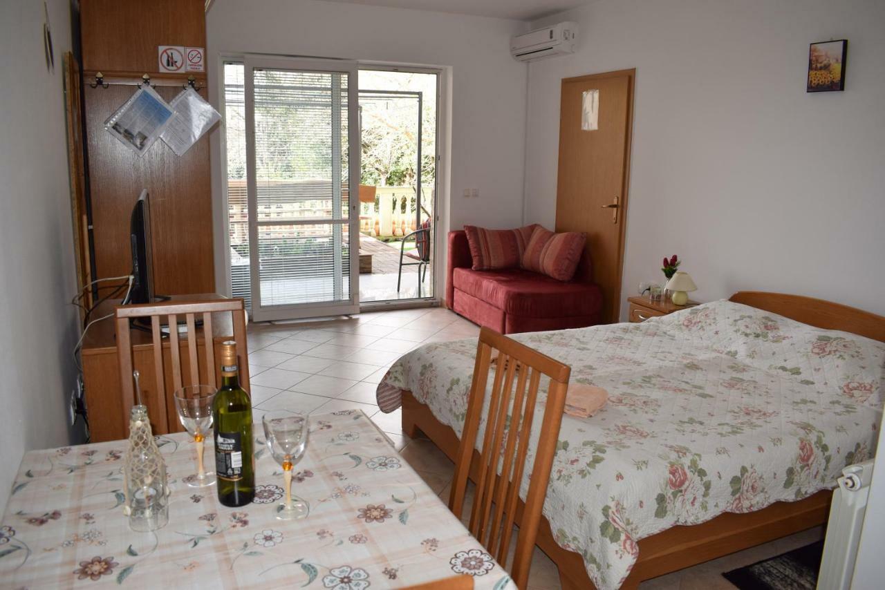Apartments K&D Novi Vinodolski Eksteriør bilde