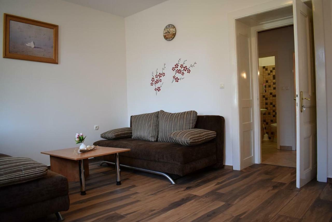 Apartments K&D Novi Vinodolski Eksteriør bilde